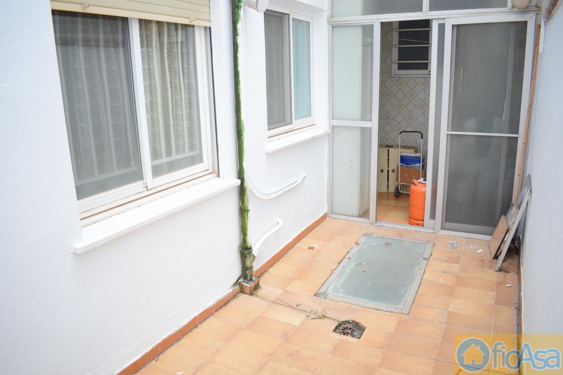 For sale of flat in Castellón