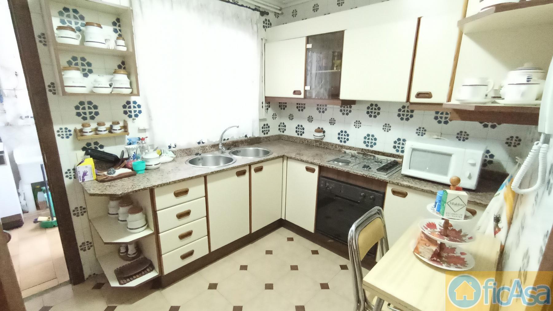 For sale of flat in Castellón