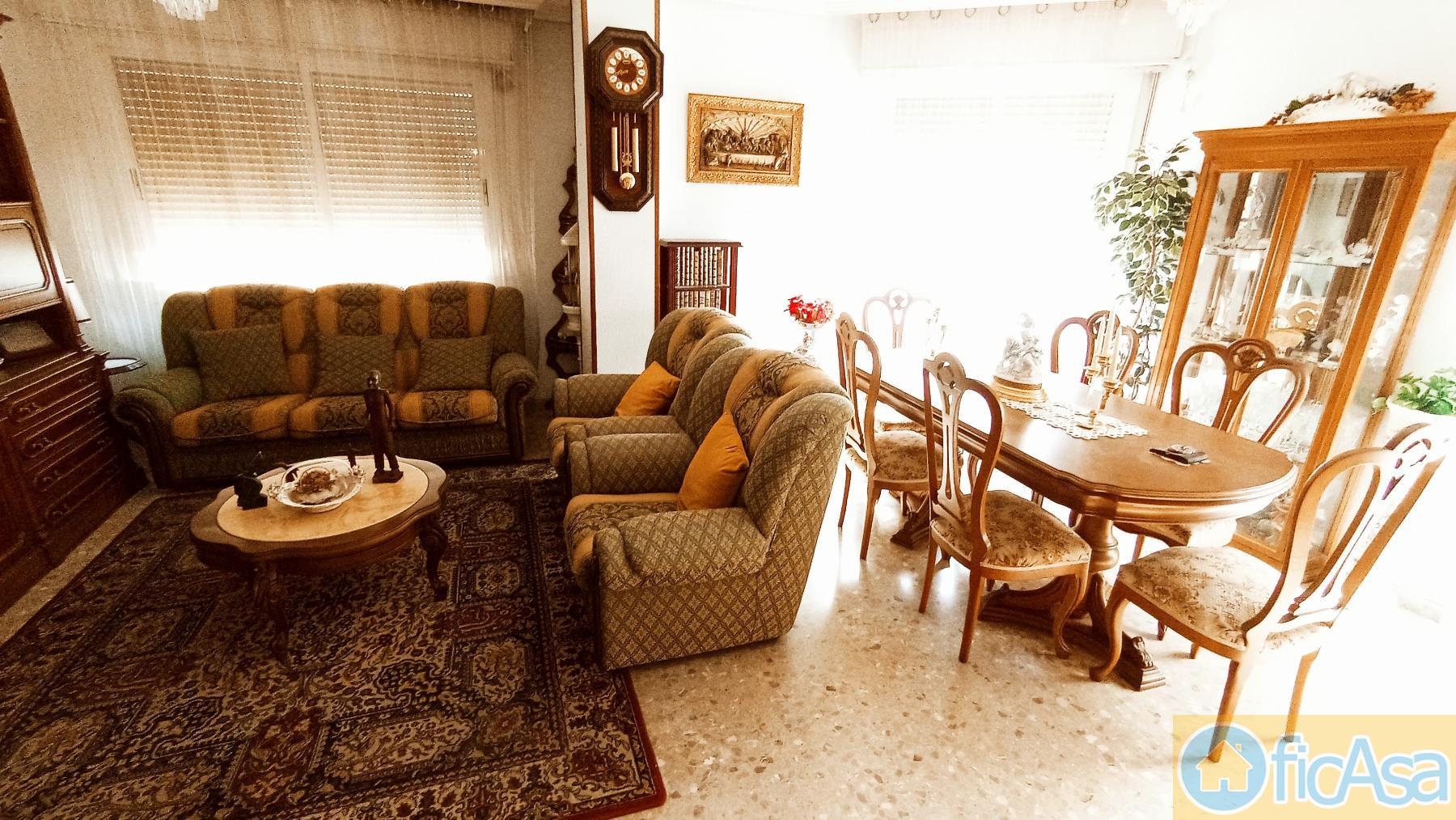 For sale of flat in Castellón