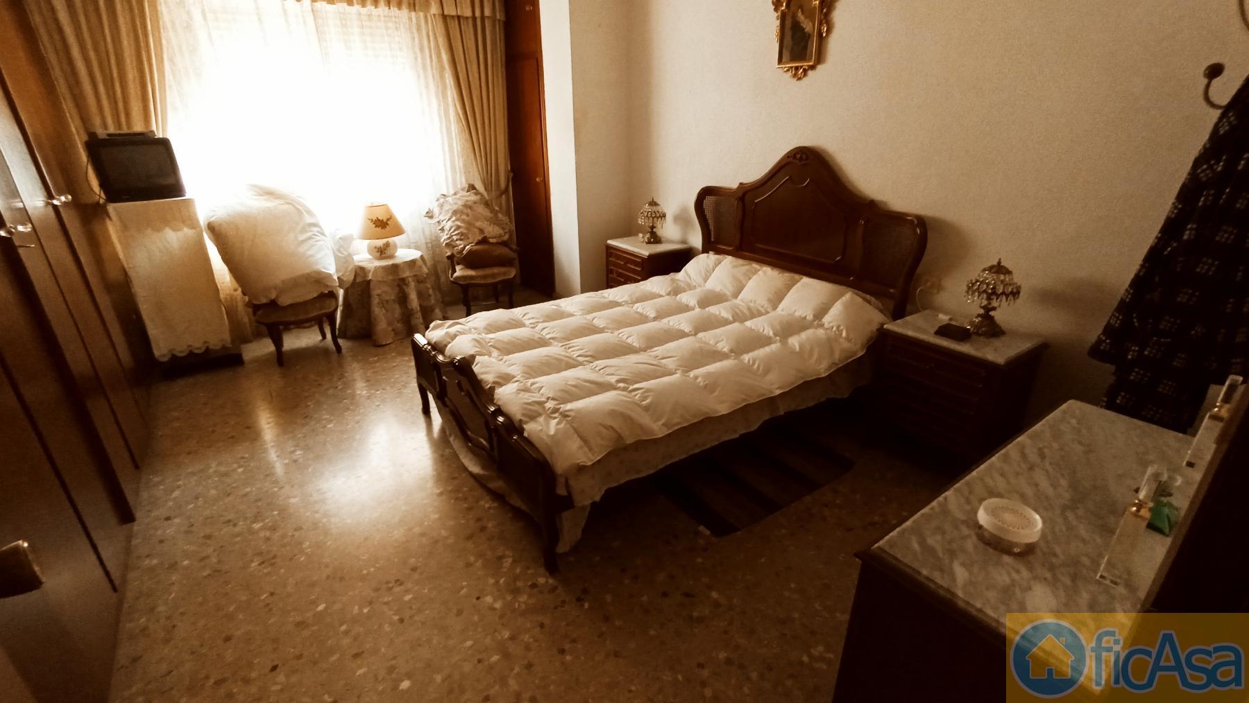 For sale of flat in Castellón