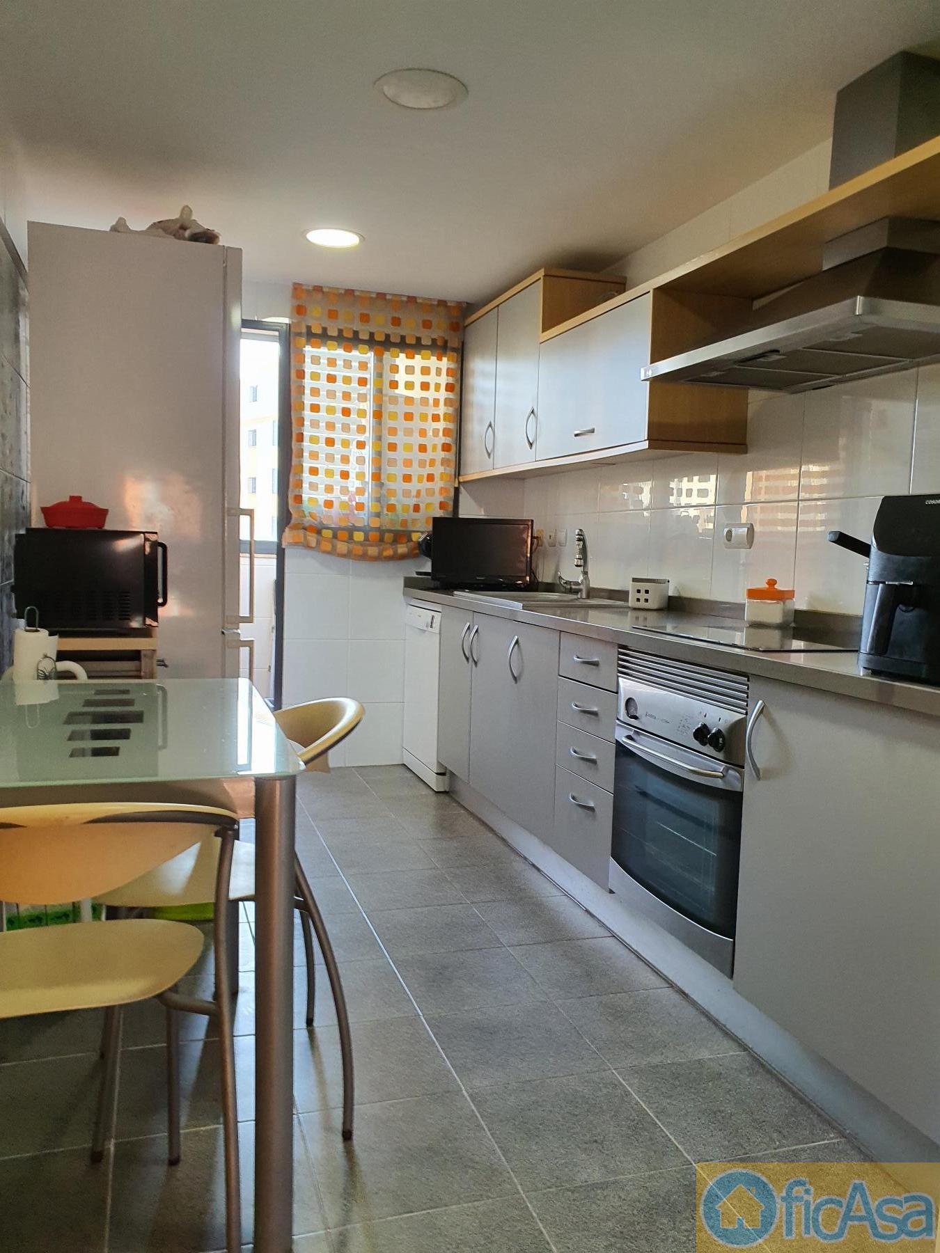 For sale of flat in Castellón