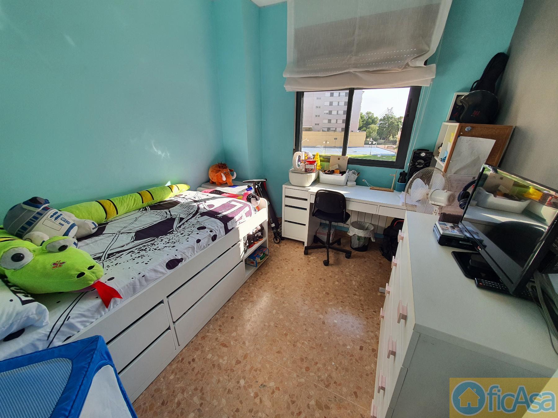 For sale of flat in Castellón