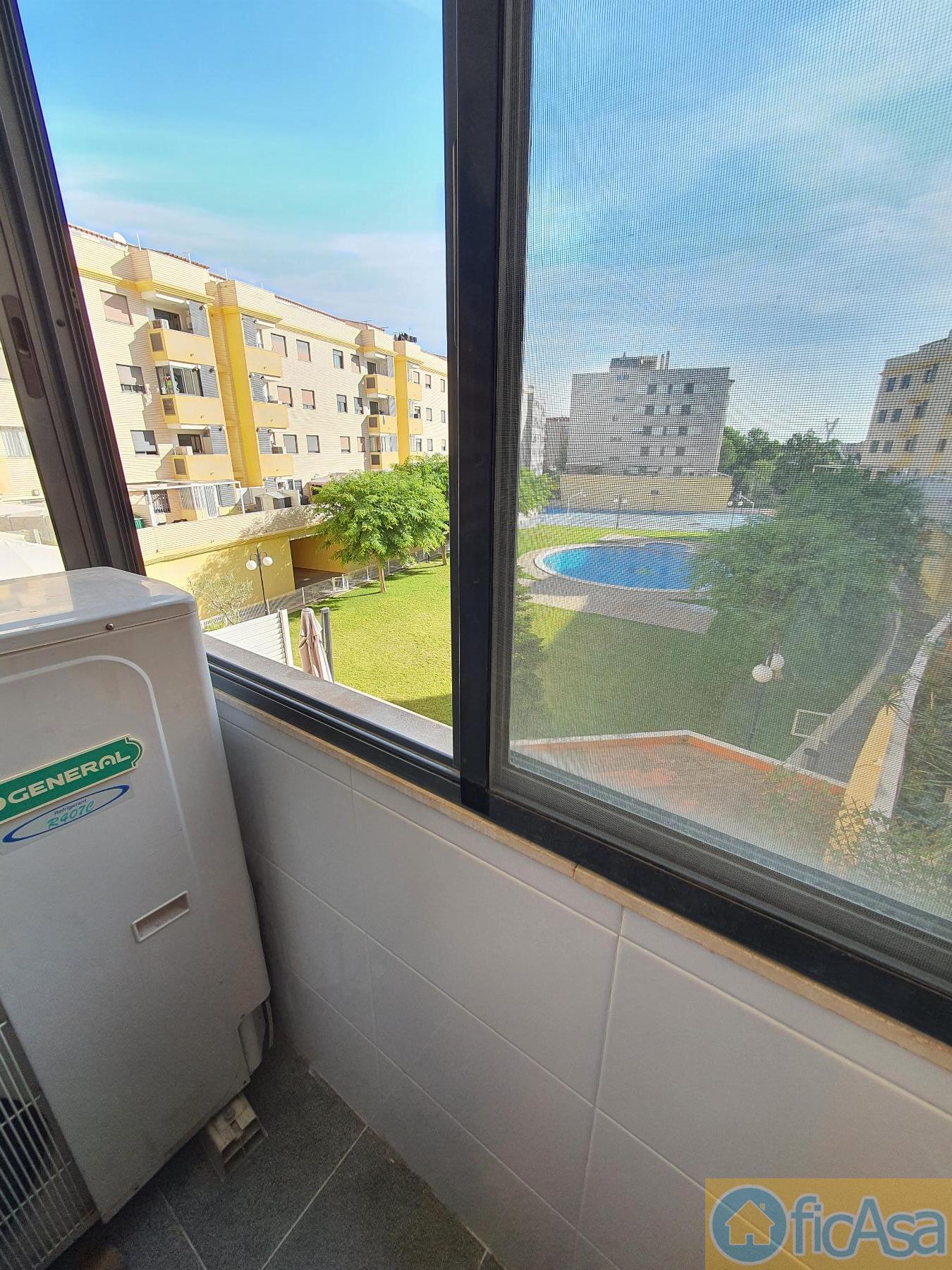 For sale of flat in Castellón