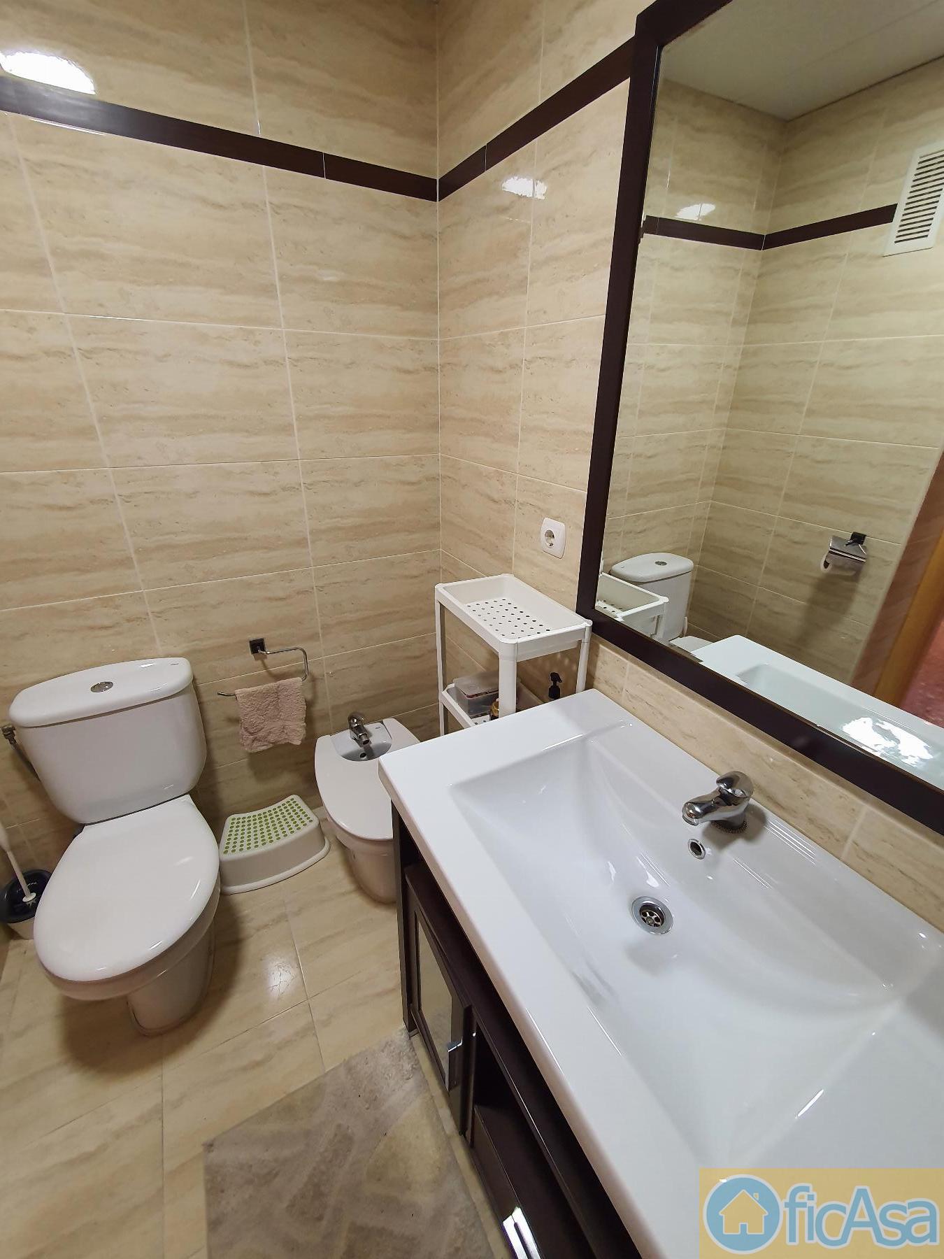 For sale of flat in Castellón