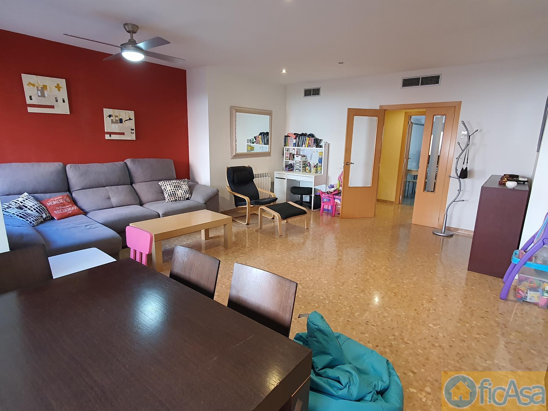 For sale of flat in Castellón