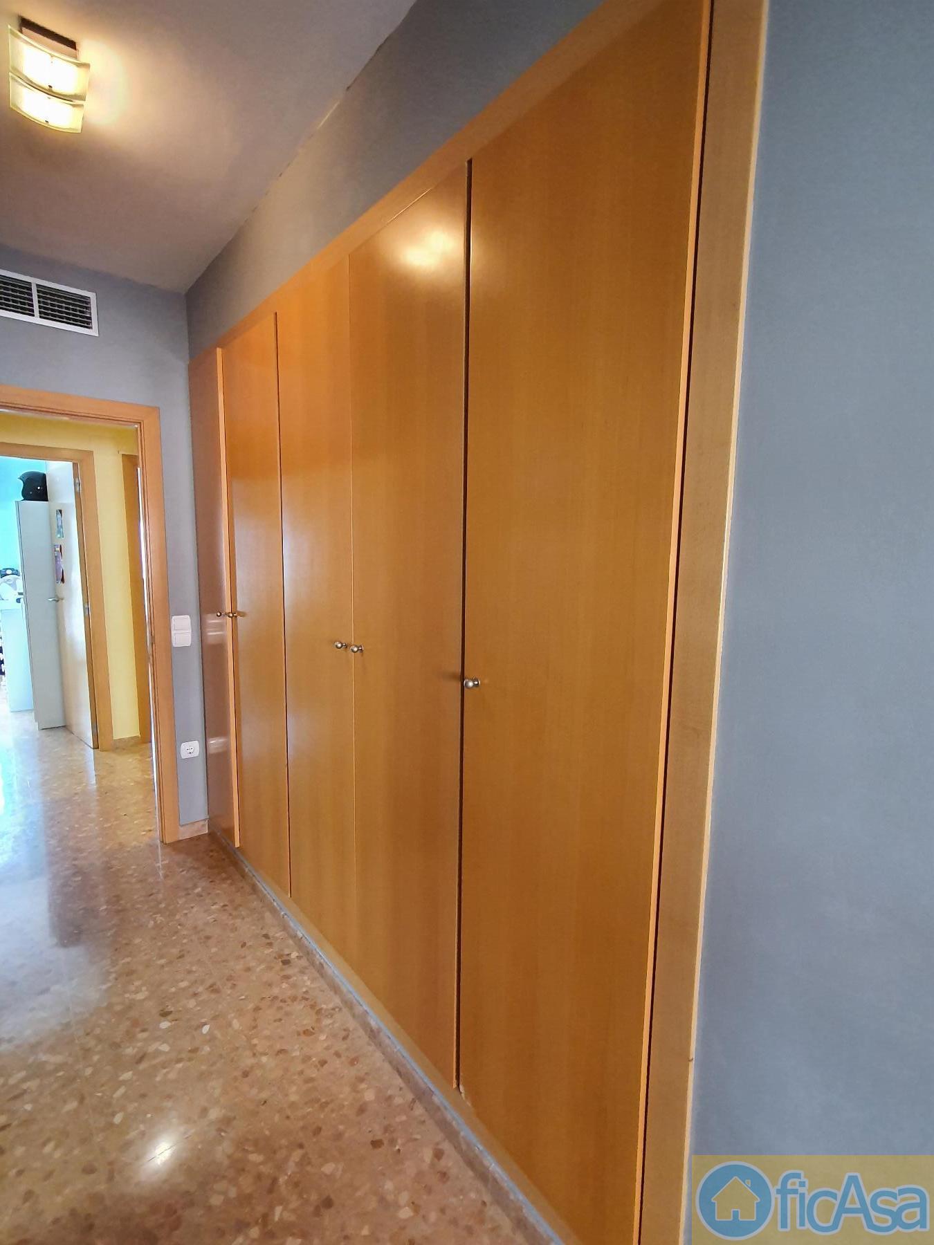 For sale of flat in Castellón