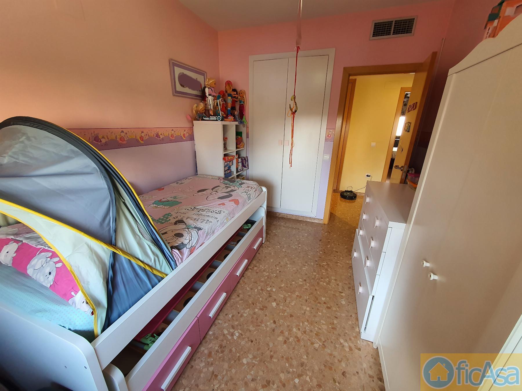 For sale of flat in Castellón