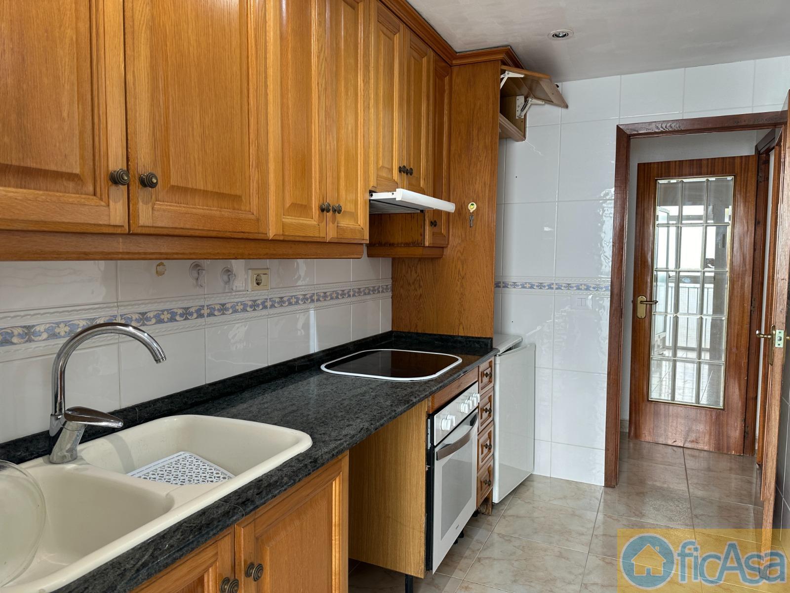 For sale of flat in Castellón
