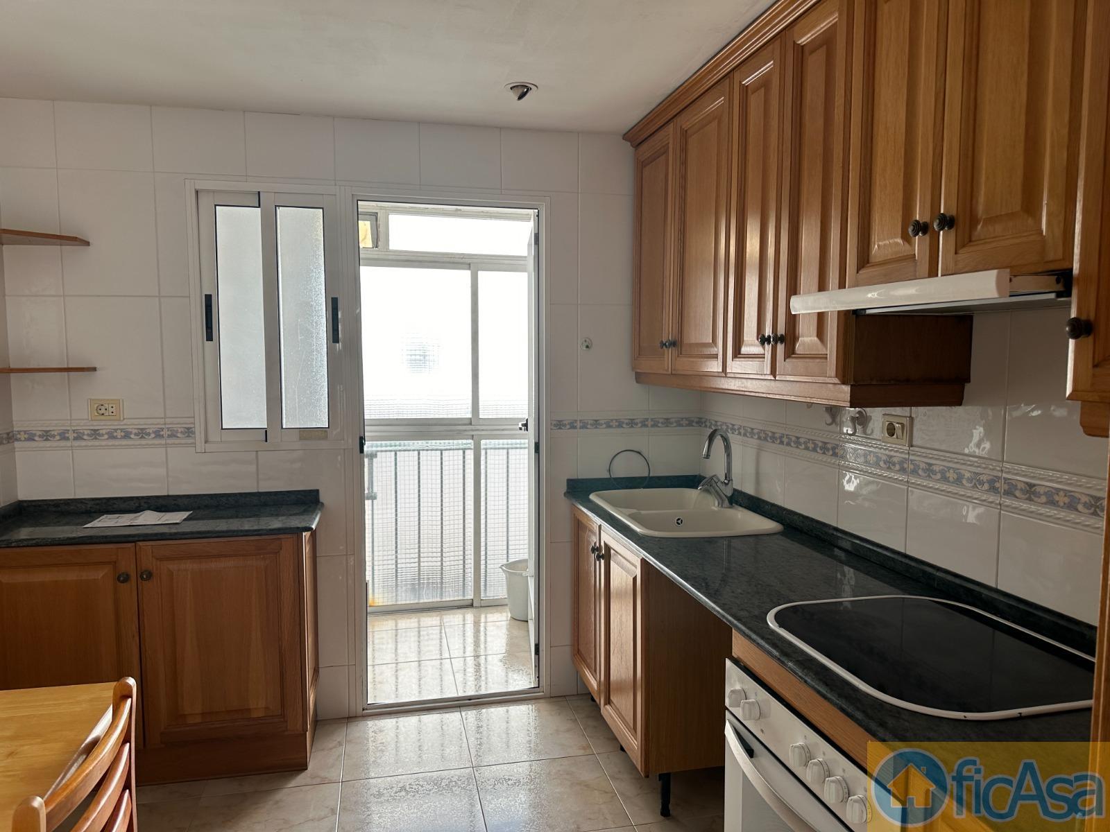 For sale of flat in Castellón