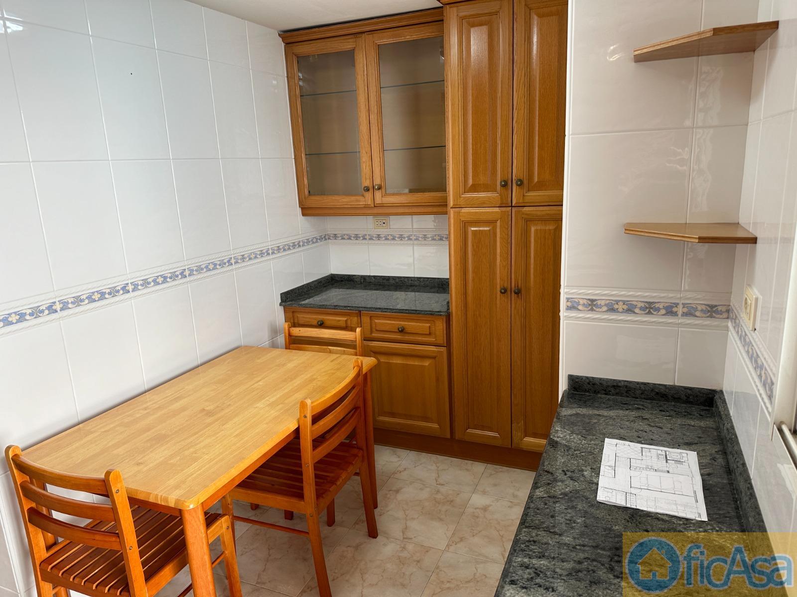 For sale of flat in Castellón