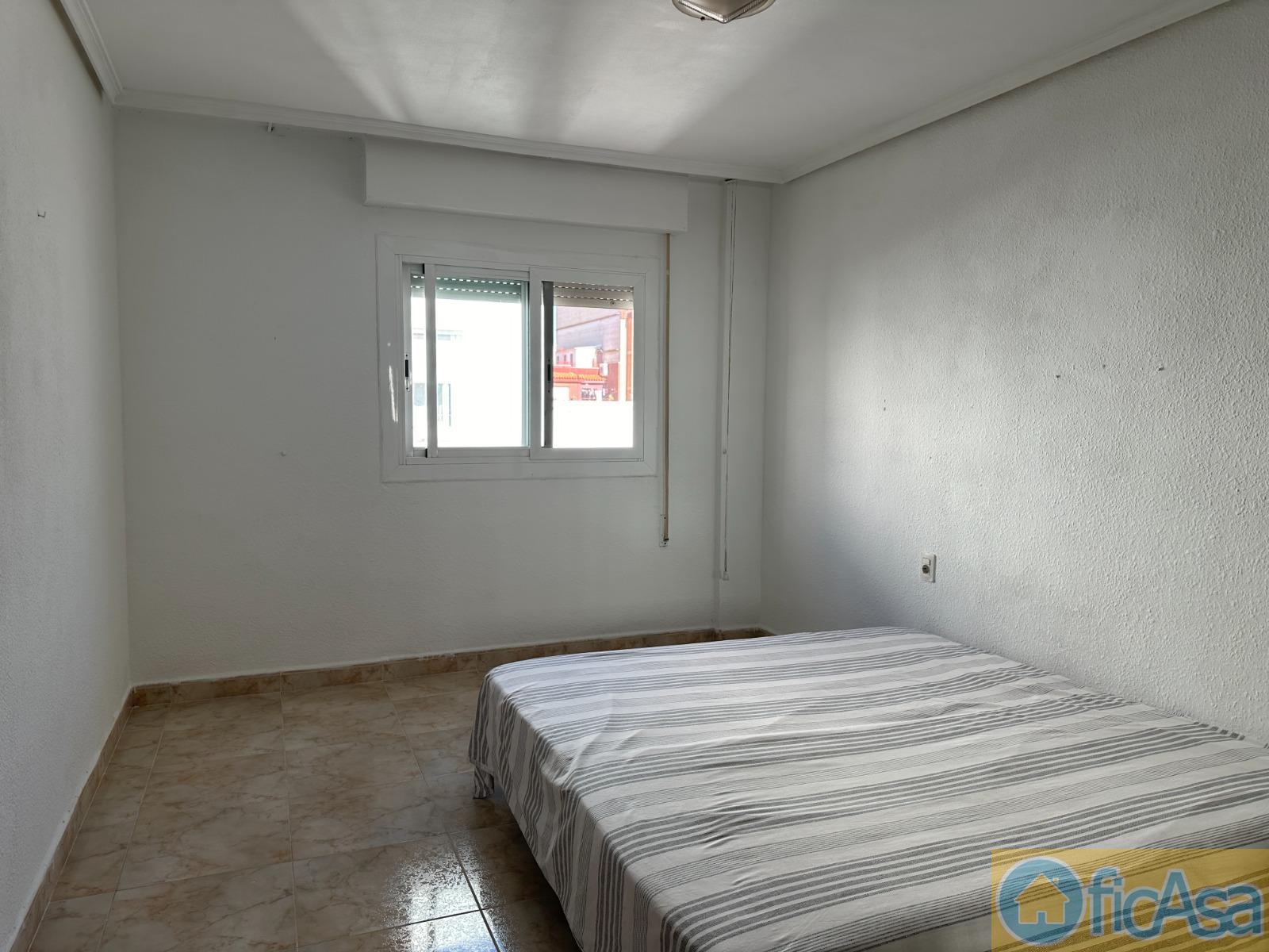 For sale of flat in Castellón