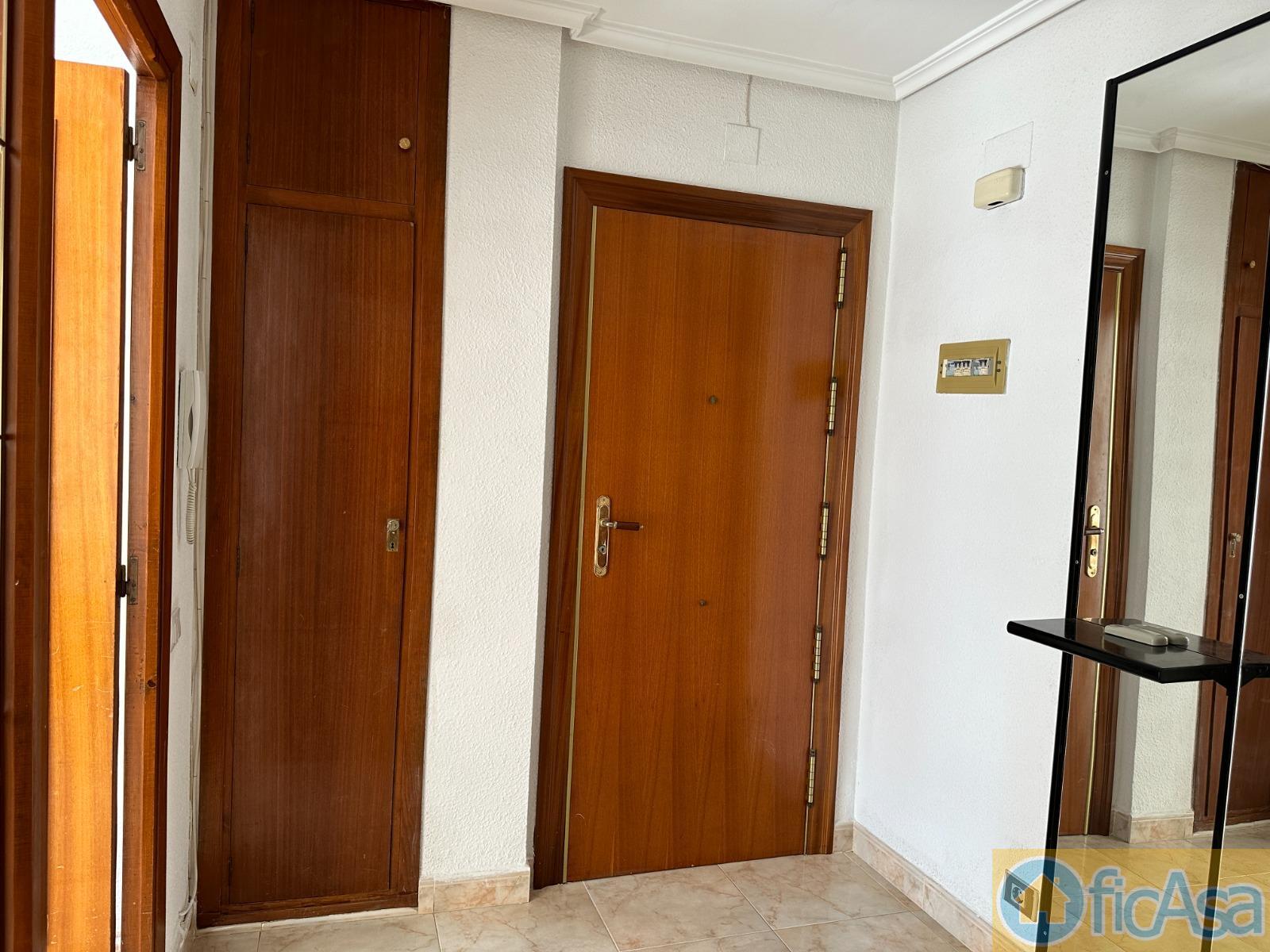For sale of flat in Castellón
