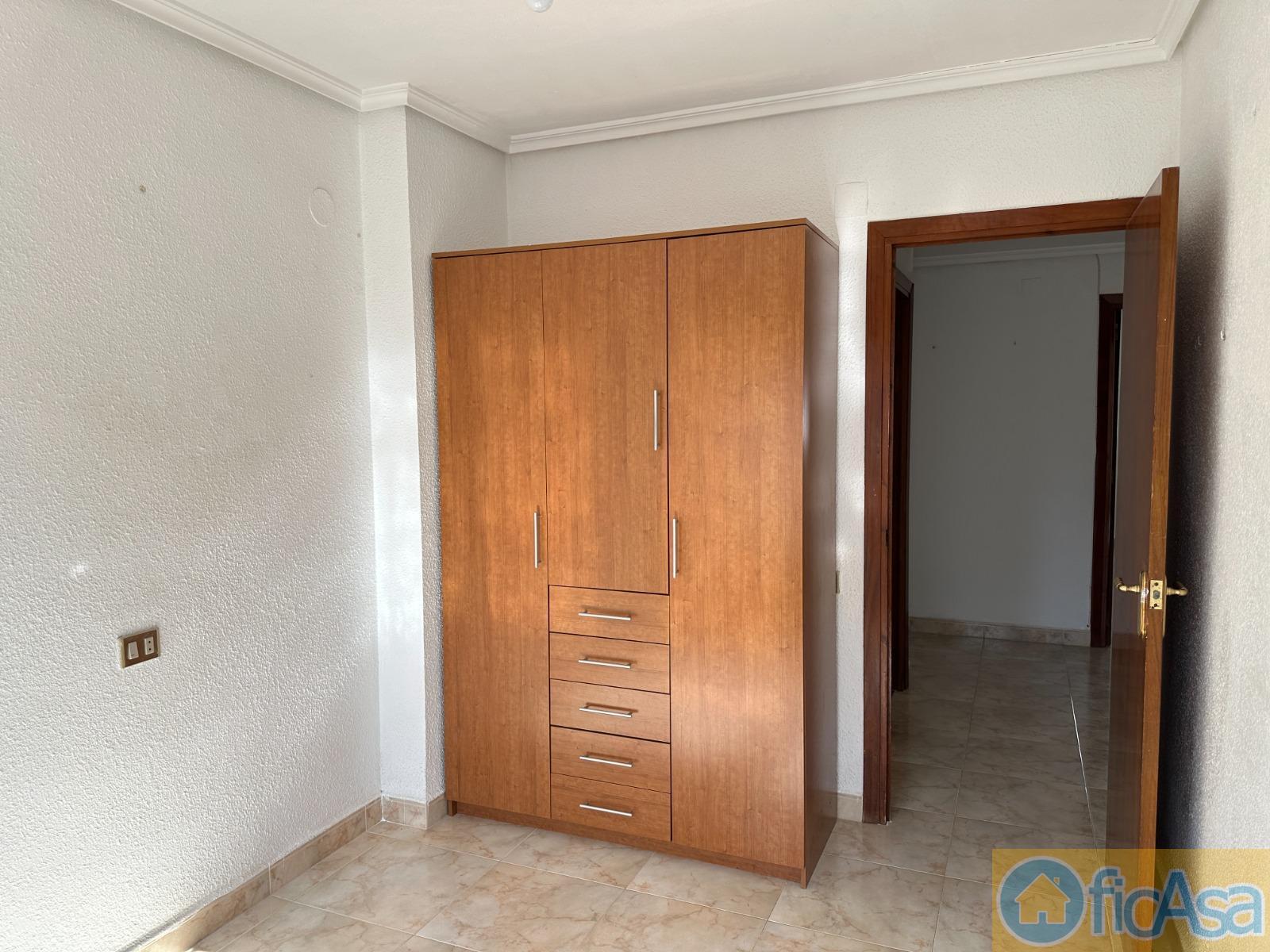 For sale of flat in Castellón