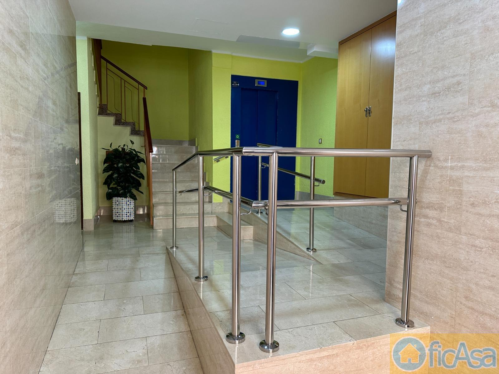 For sale of flat in Castellón