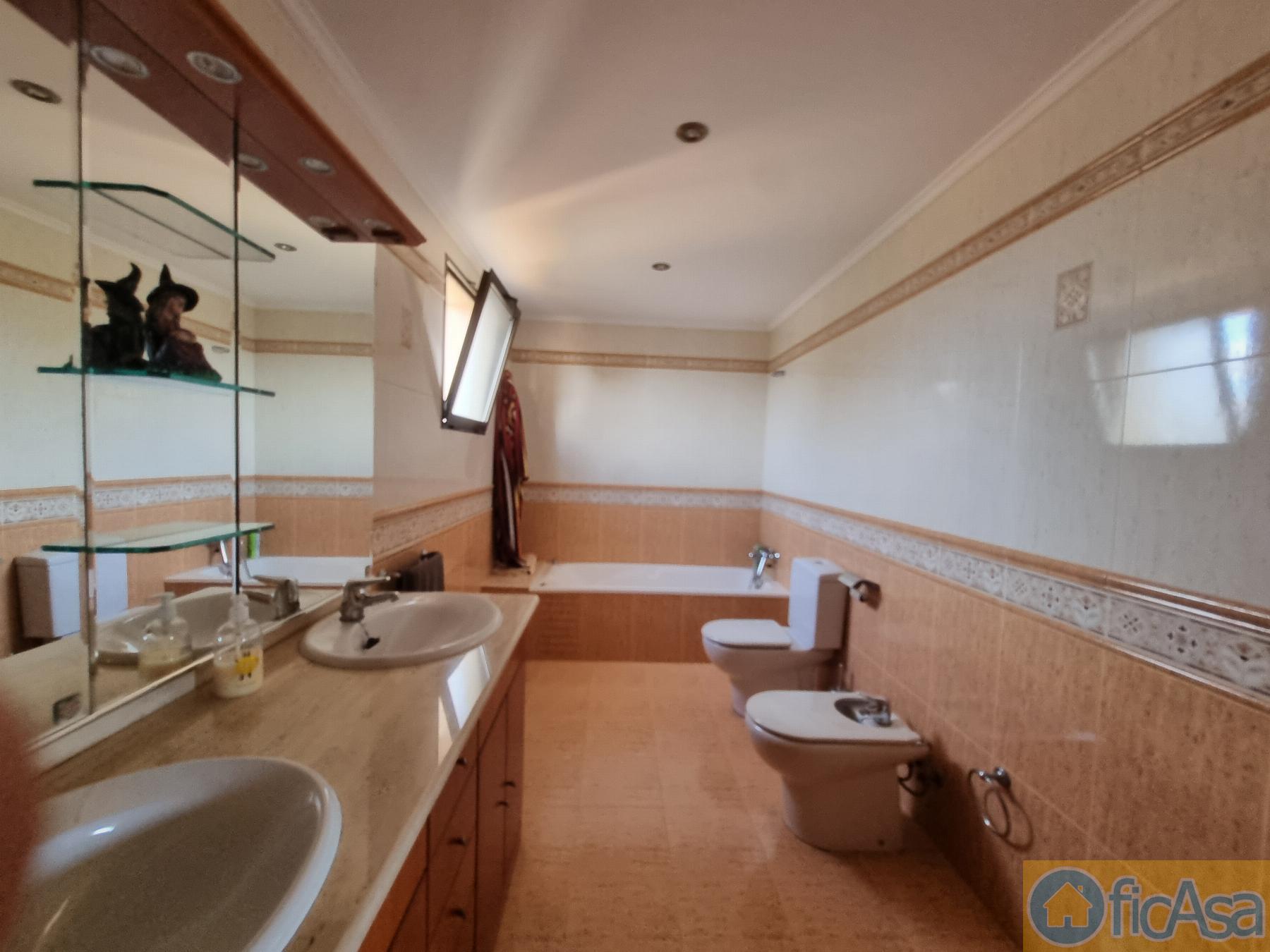 Venta de casa en Castellón