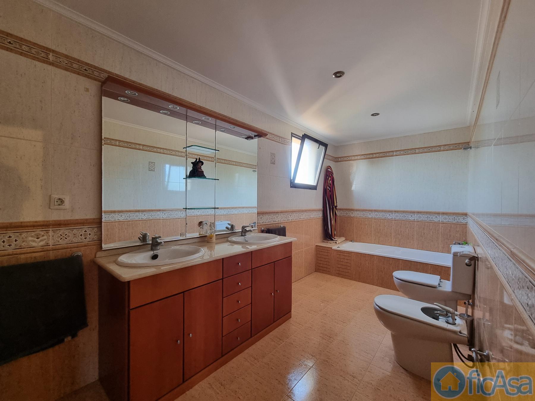 Venta de casa en Castellón