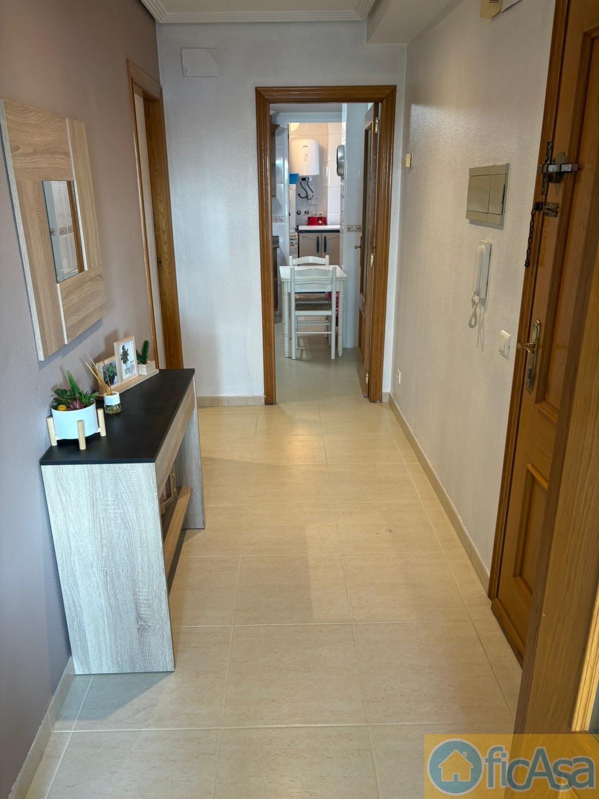 For sale of flat in Castellón