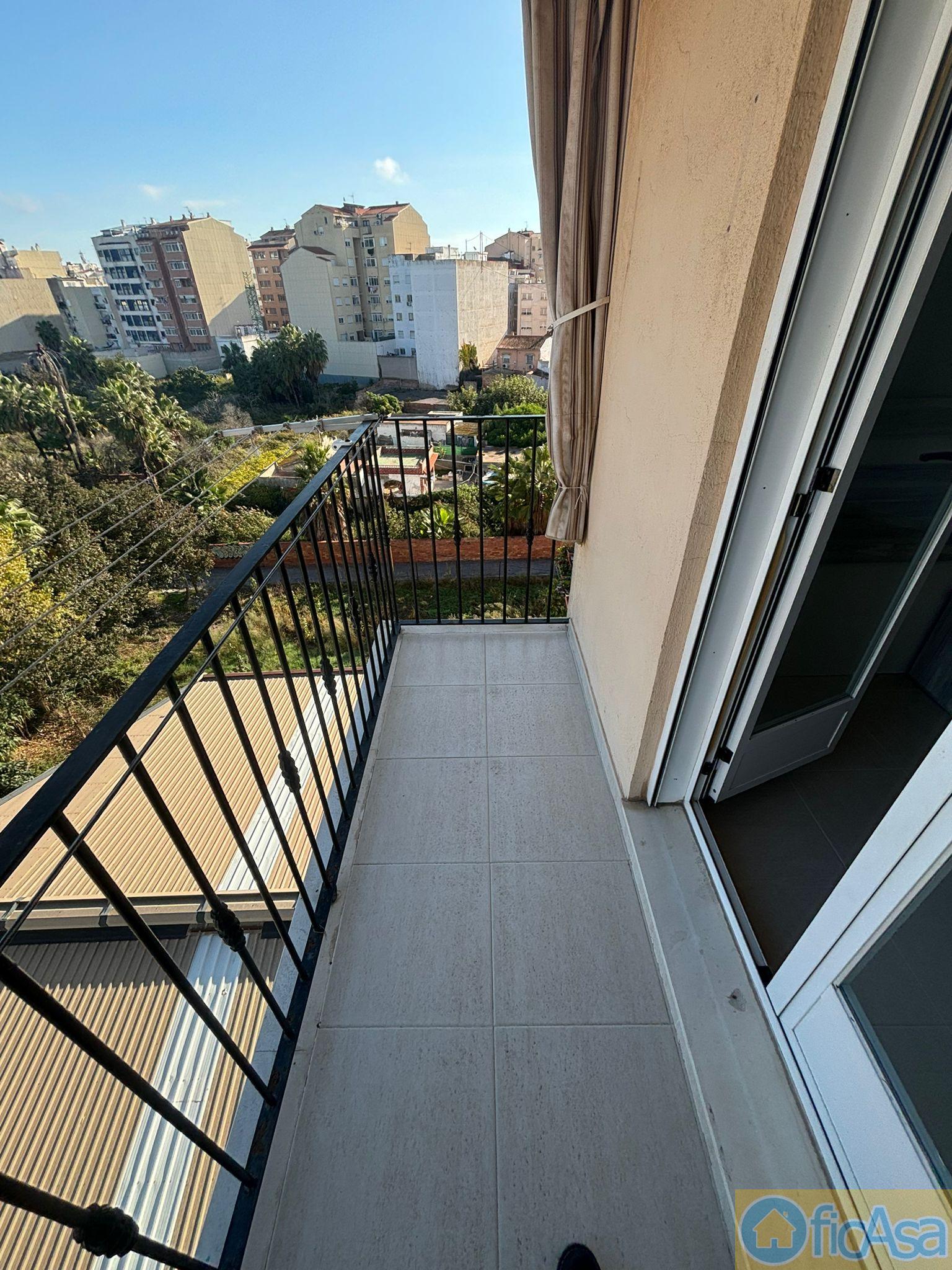For sale of flat in Castellón