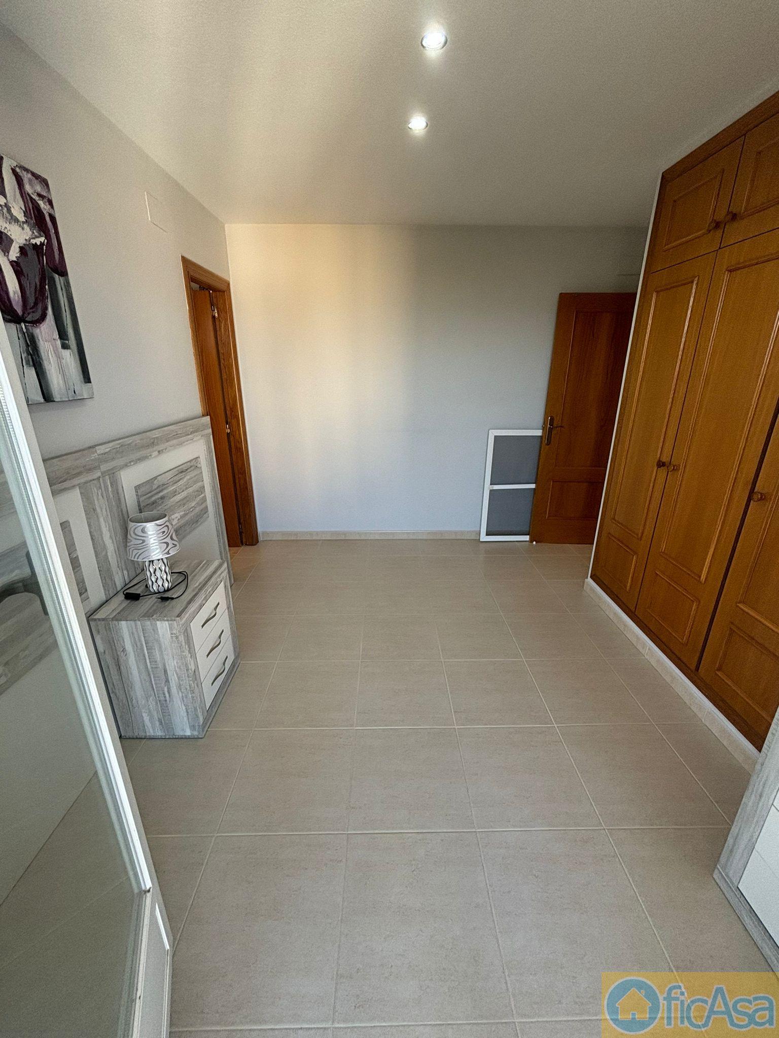 For sale of flat in Castellón