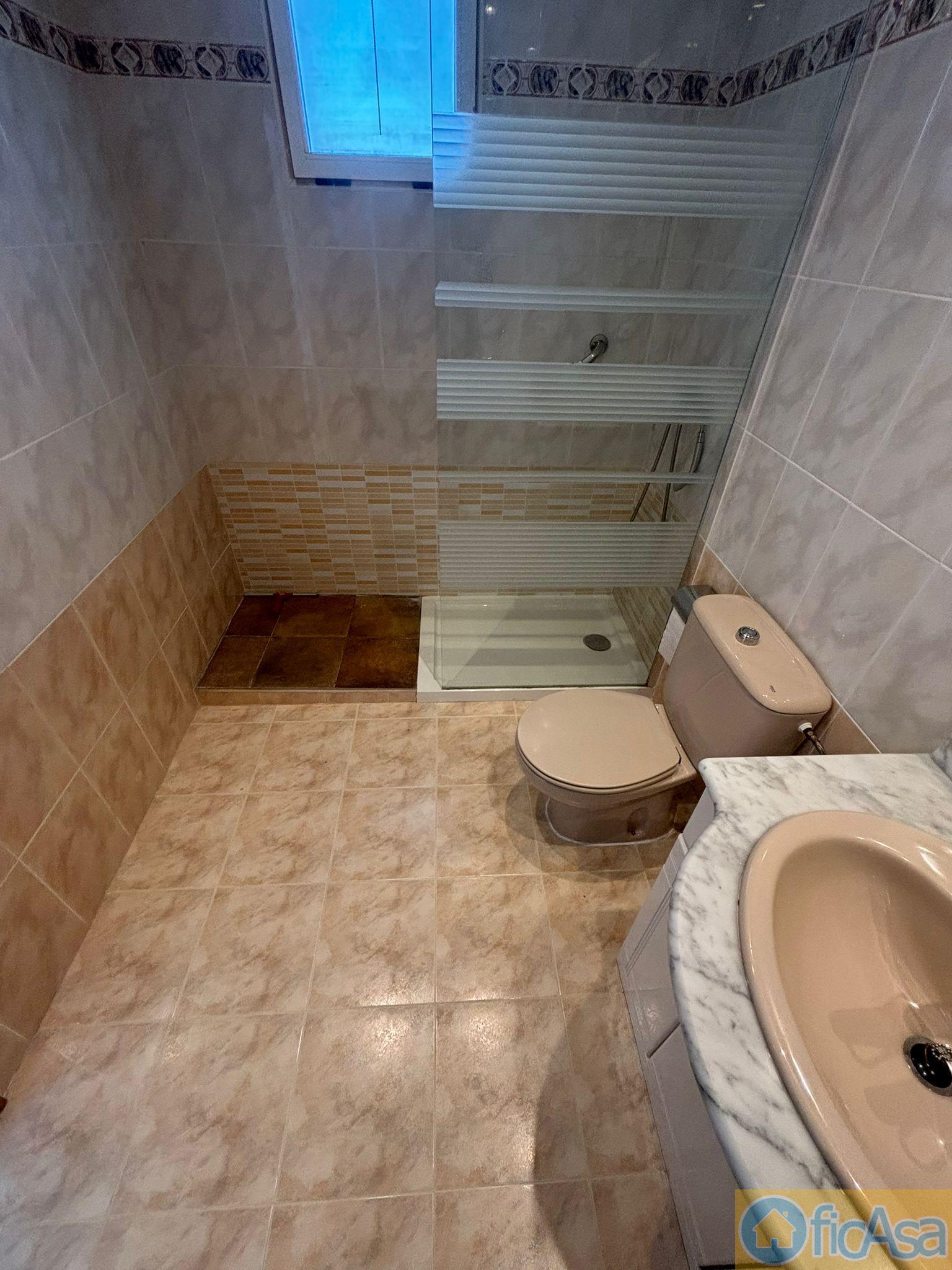For sale of flat in Castellón