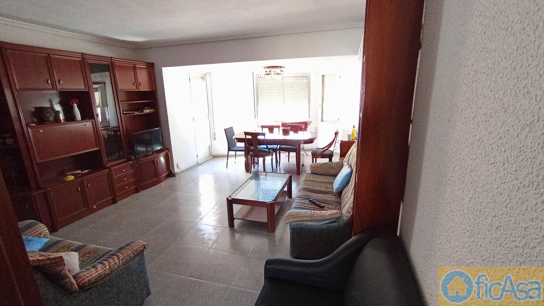 For sale of flat in Castellón