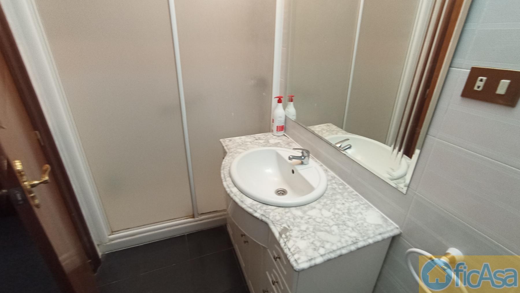 For sale of flat in Castellón