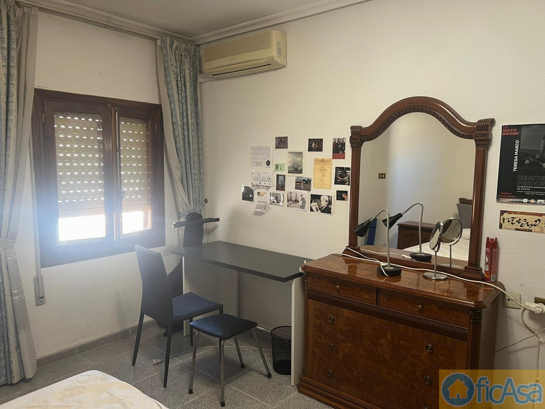 For sale of flat in Castellón