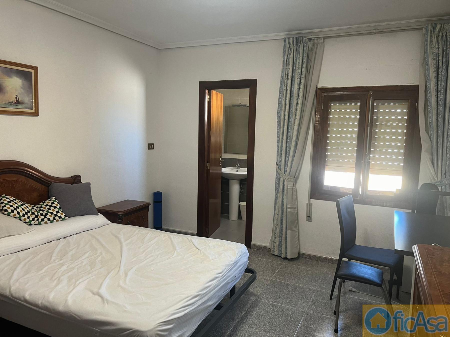 For sale of flat in Castellón