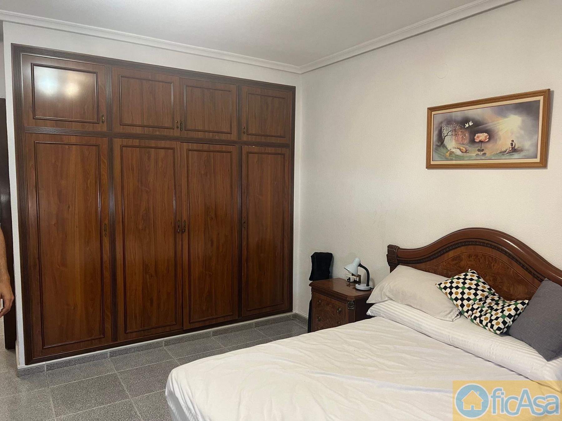 For sale of flat in Castellón