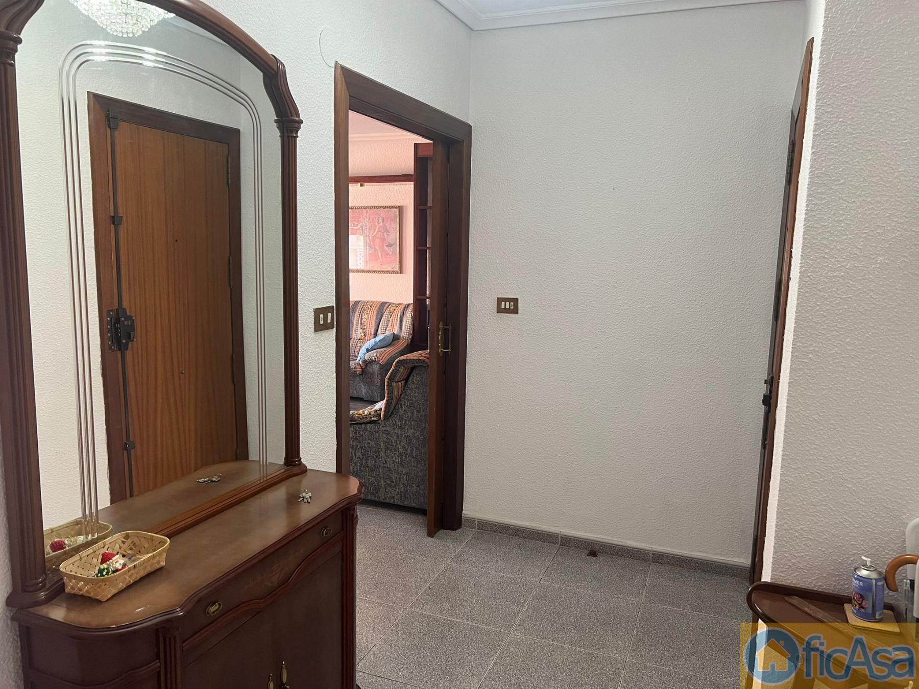 For sale of flat in Castellón