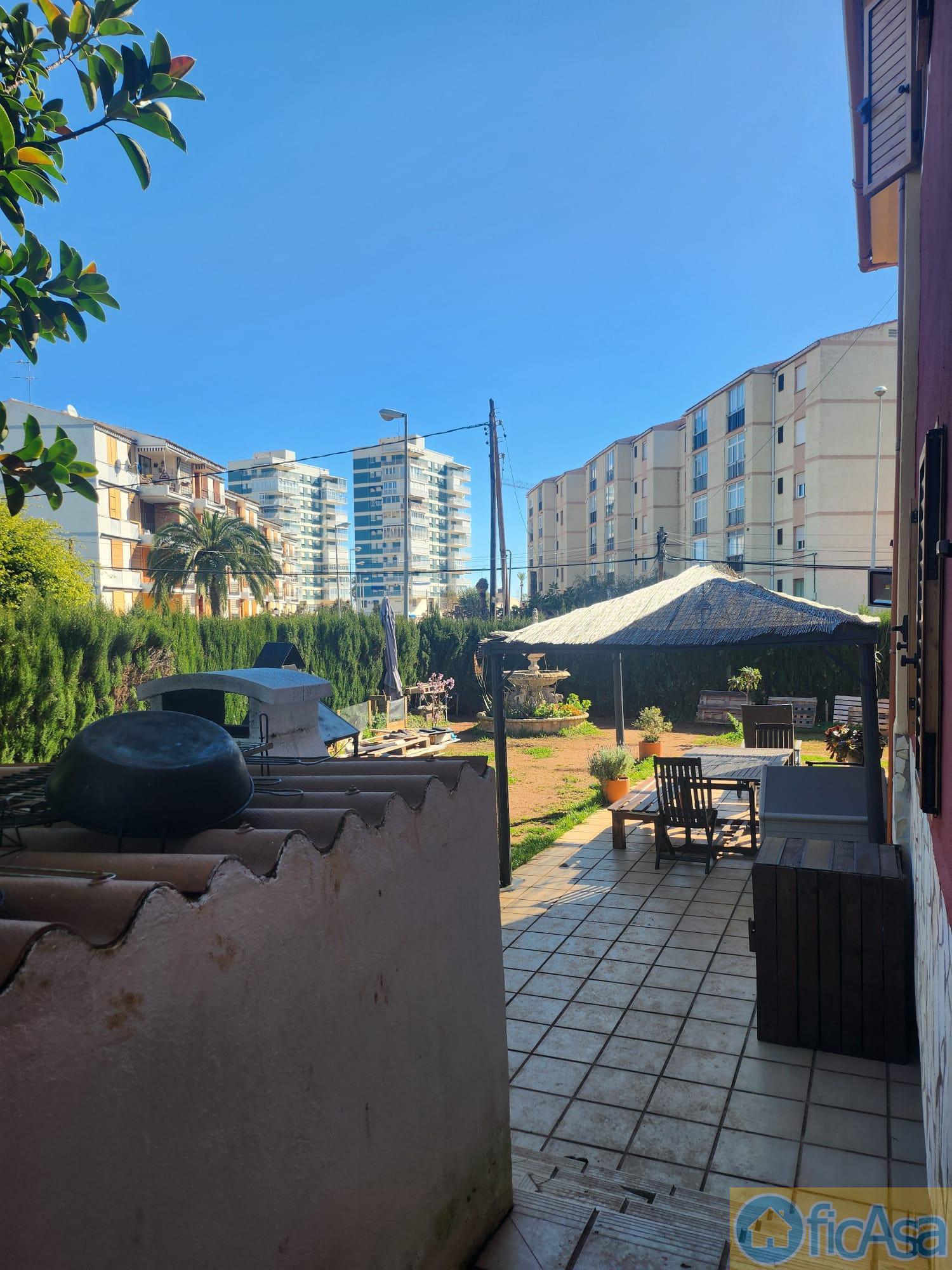 For sale of house in Benicasim