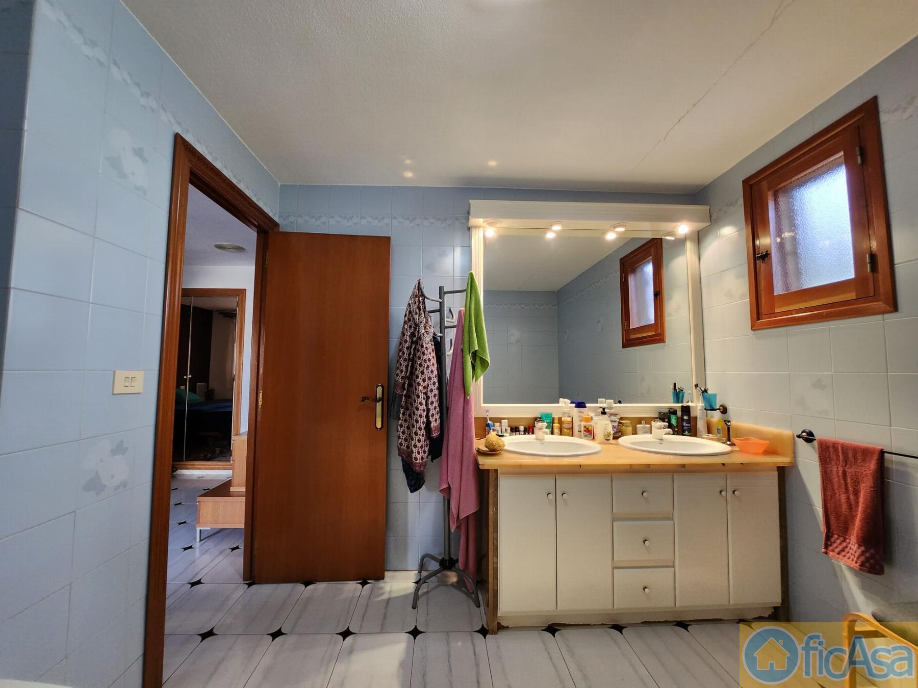 For sale of house in Benicasim
