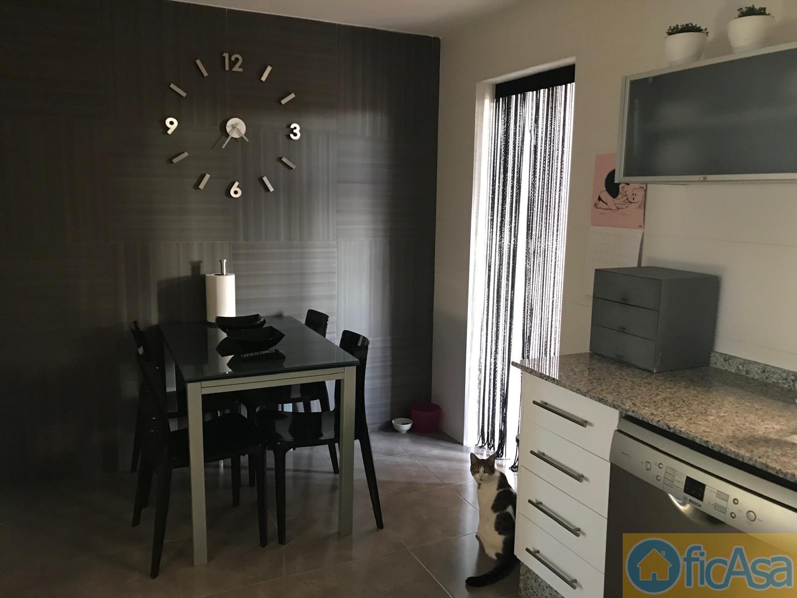 For sale of house in Castellón