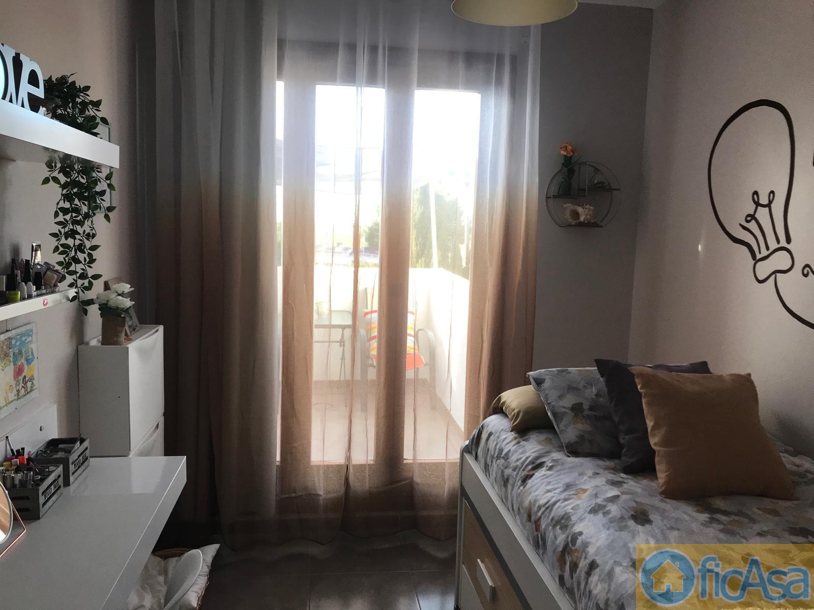 For sale of house in Castellón