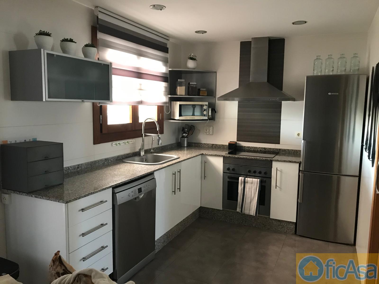 For sale of house in Castellón