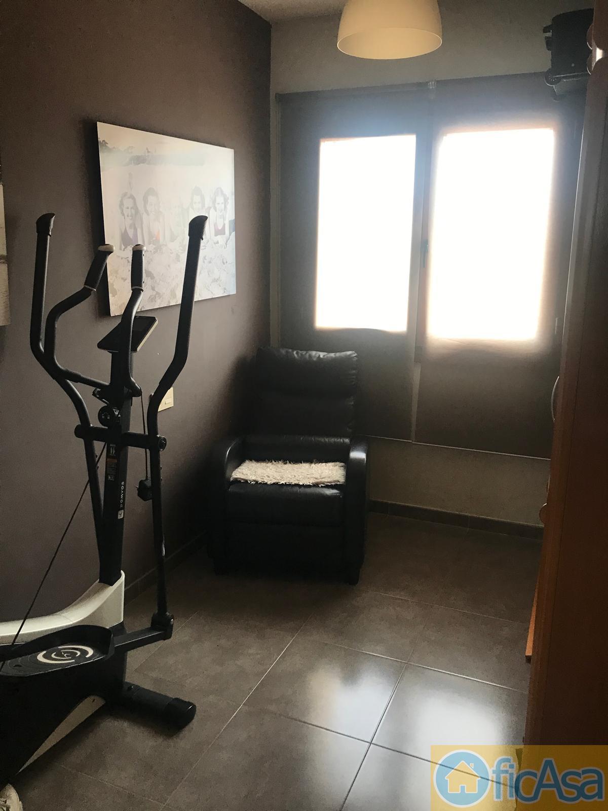 For sale of house in Castellón