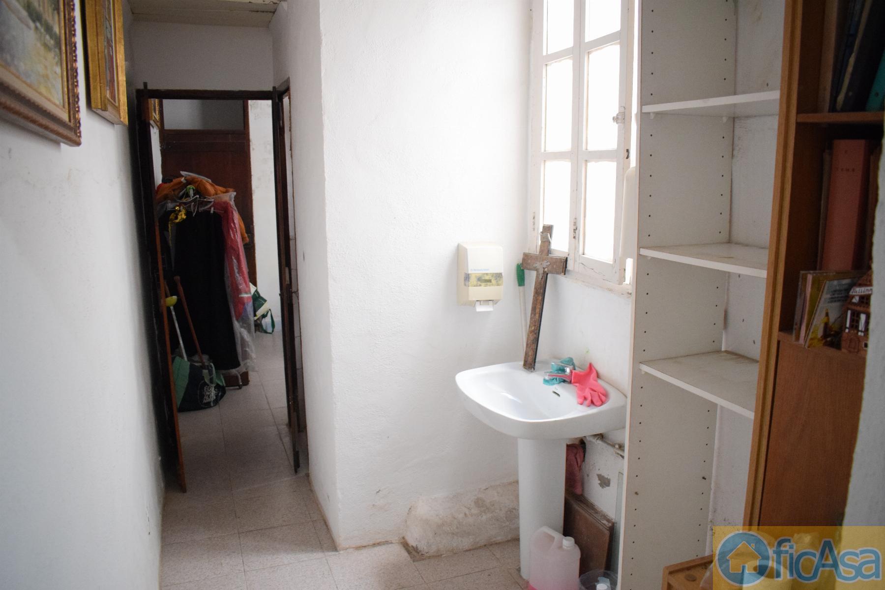 For sale of house in Castellón