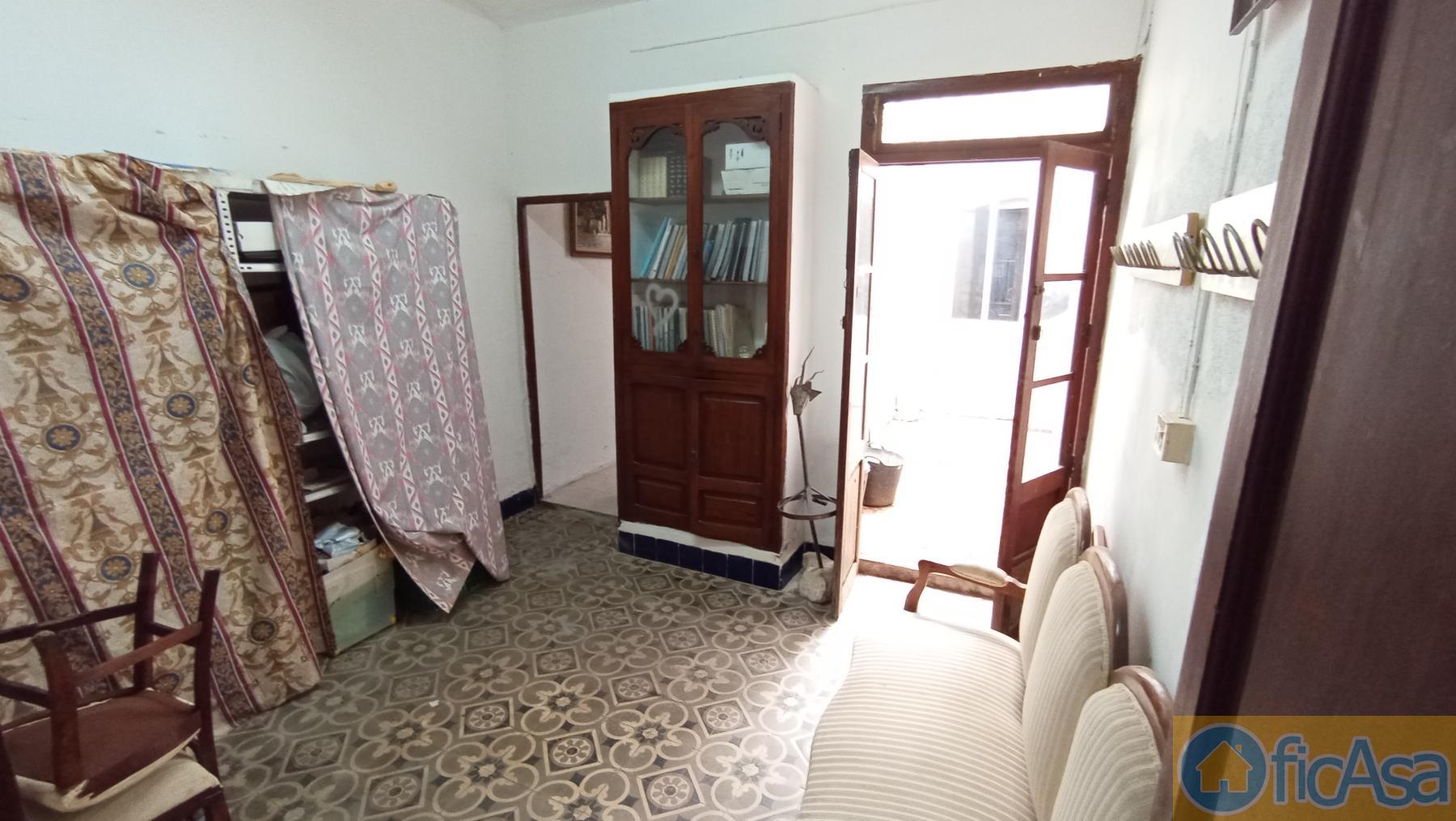 For sale of house in Castellón