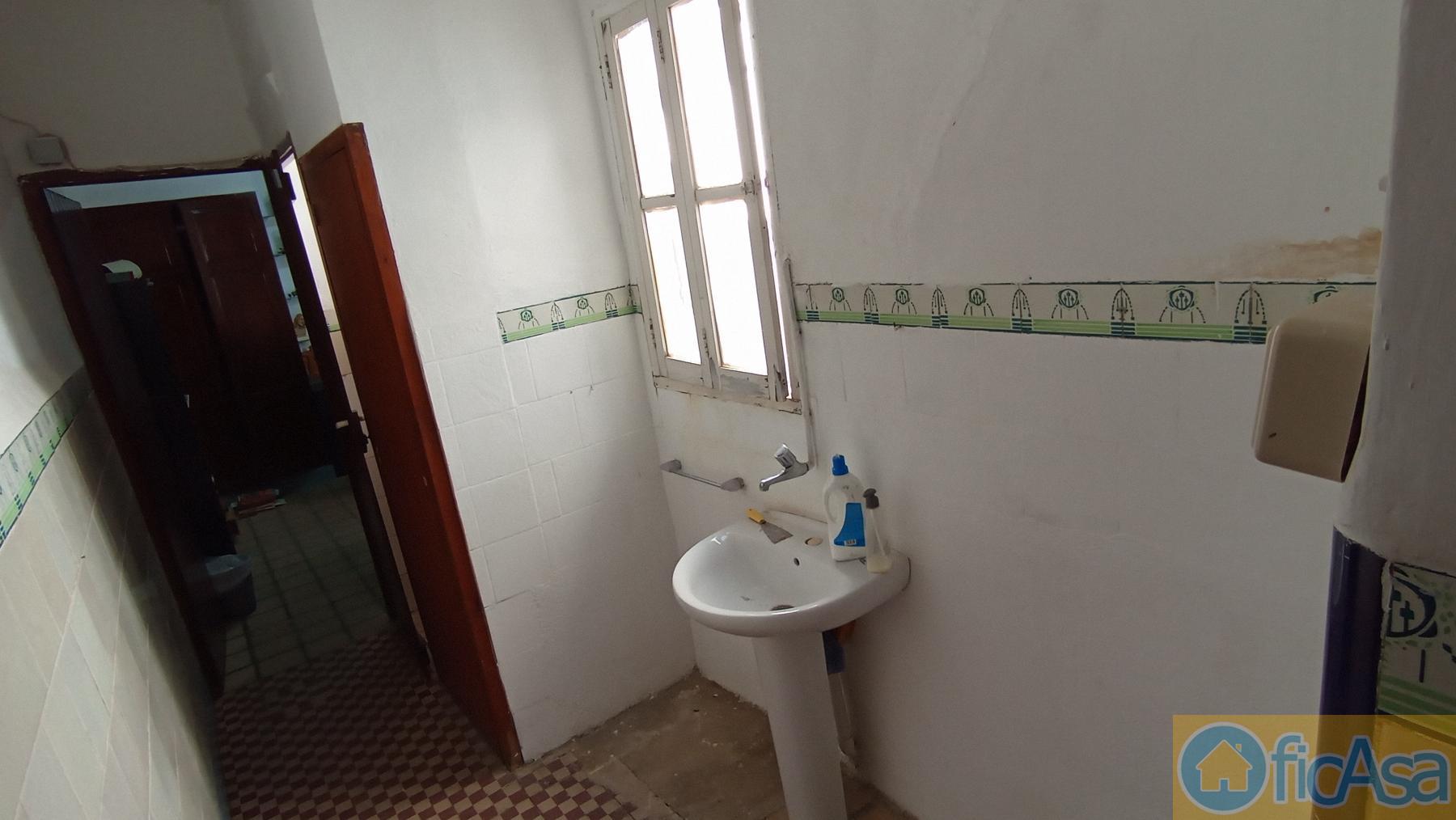 For sale of house in Castellón