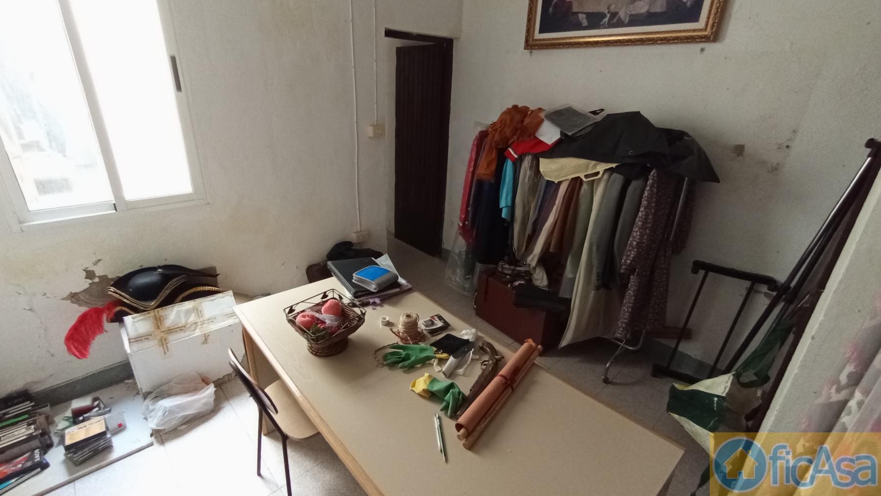For sale of house in Castellón