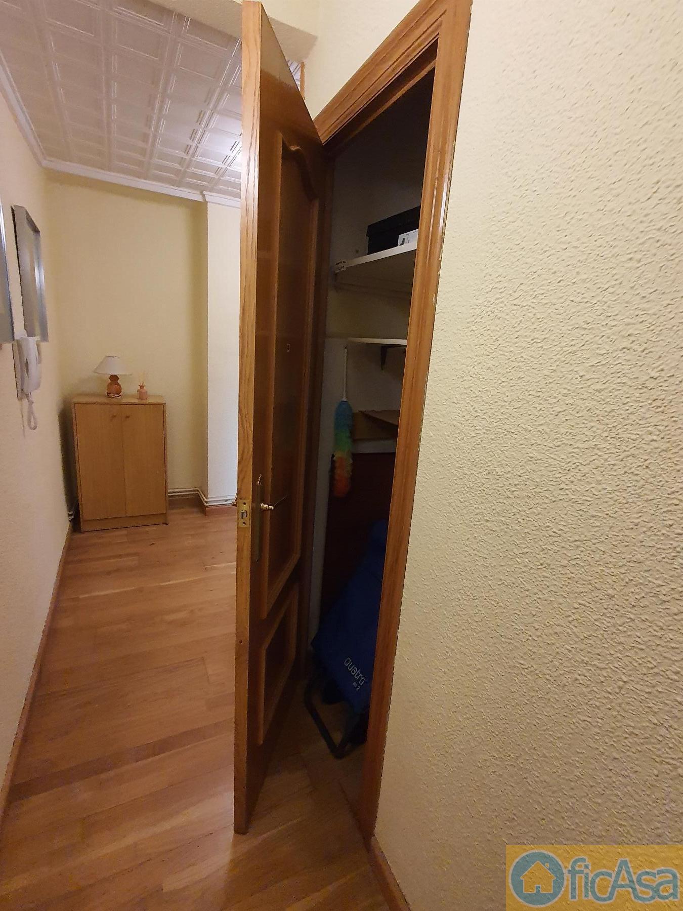For sale of flat in Castellón