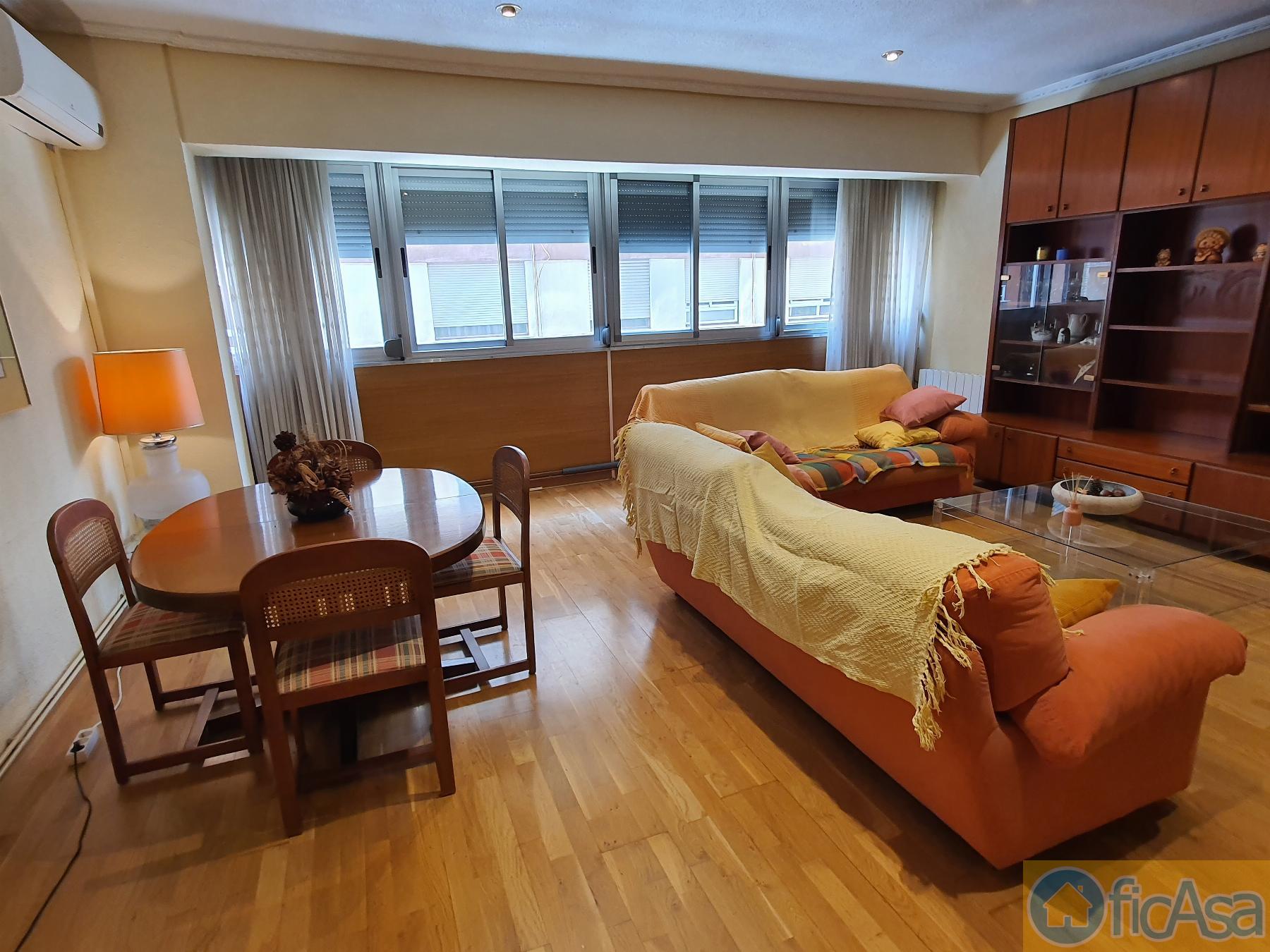 For sale of flat in Castellón
