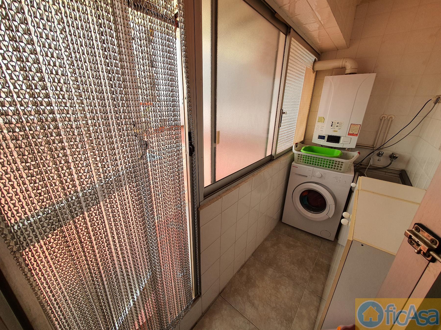 For sale of flat in Castellón
