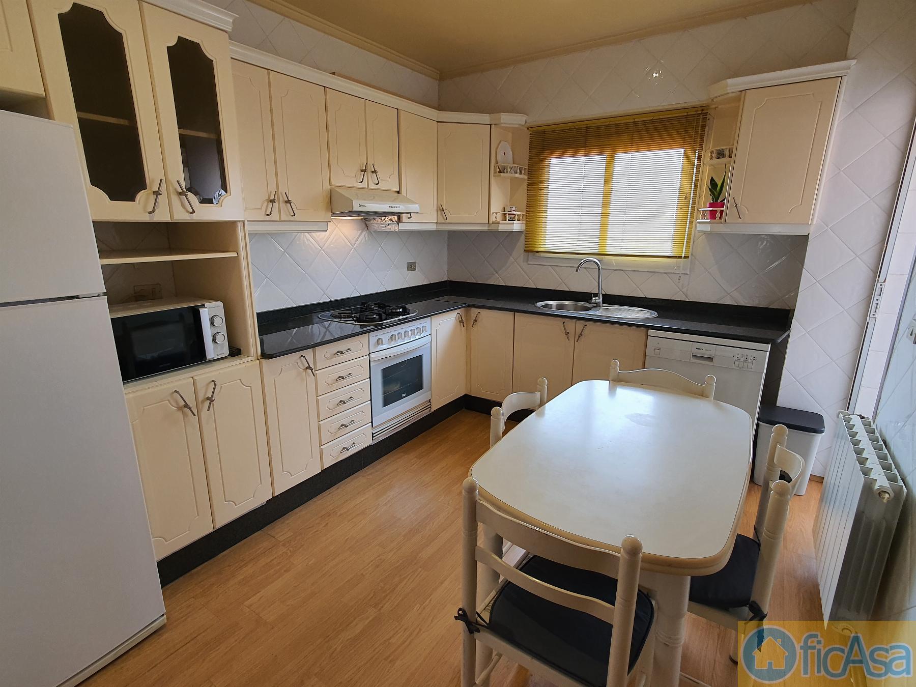 For sale of flat in Castellón