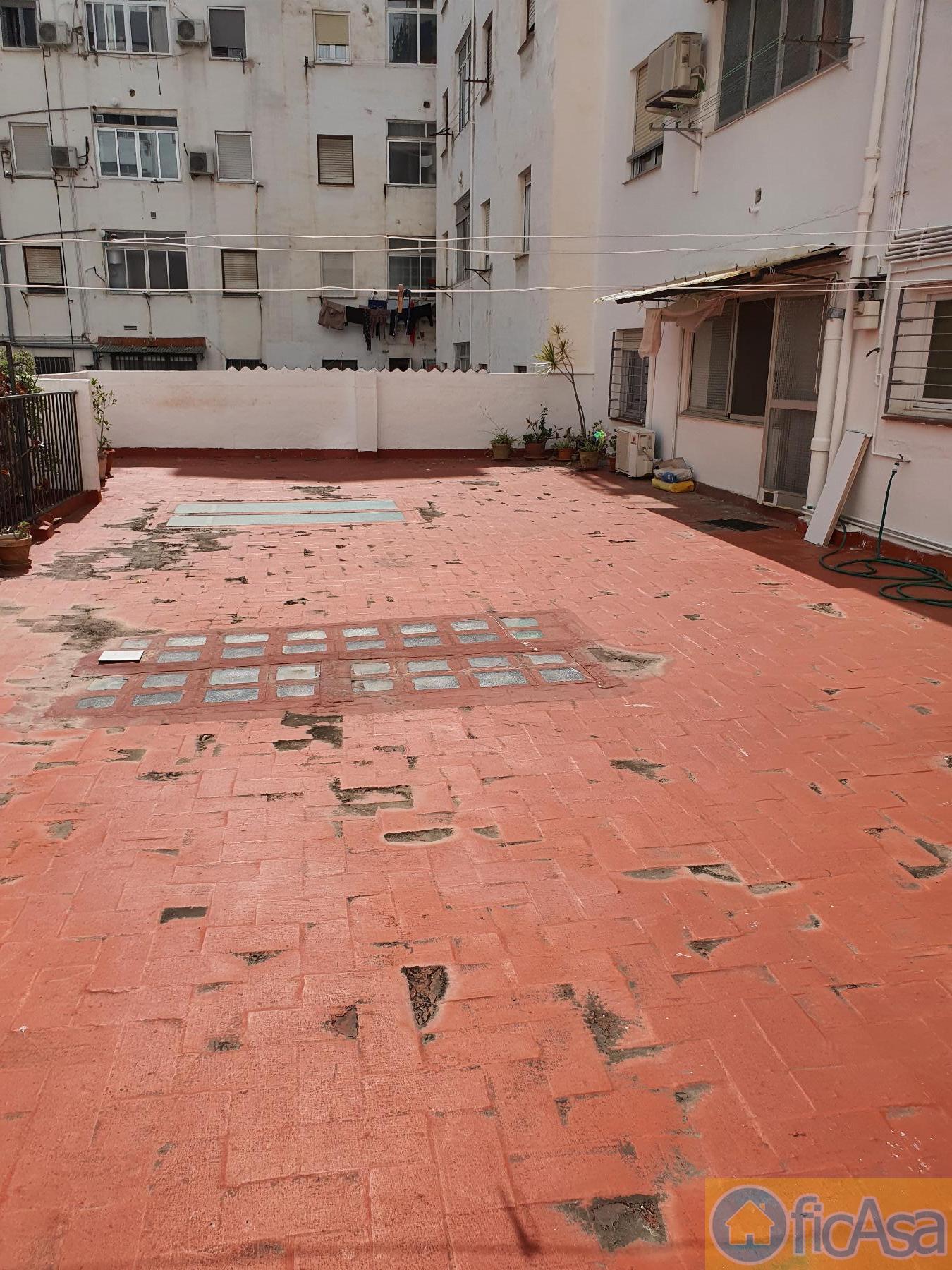 For sale of flat in Castellón