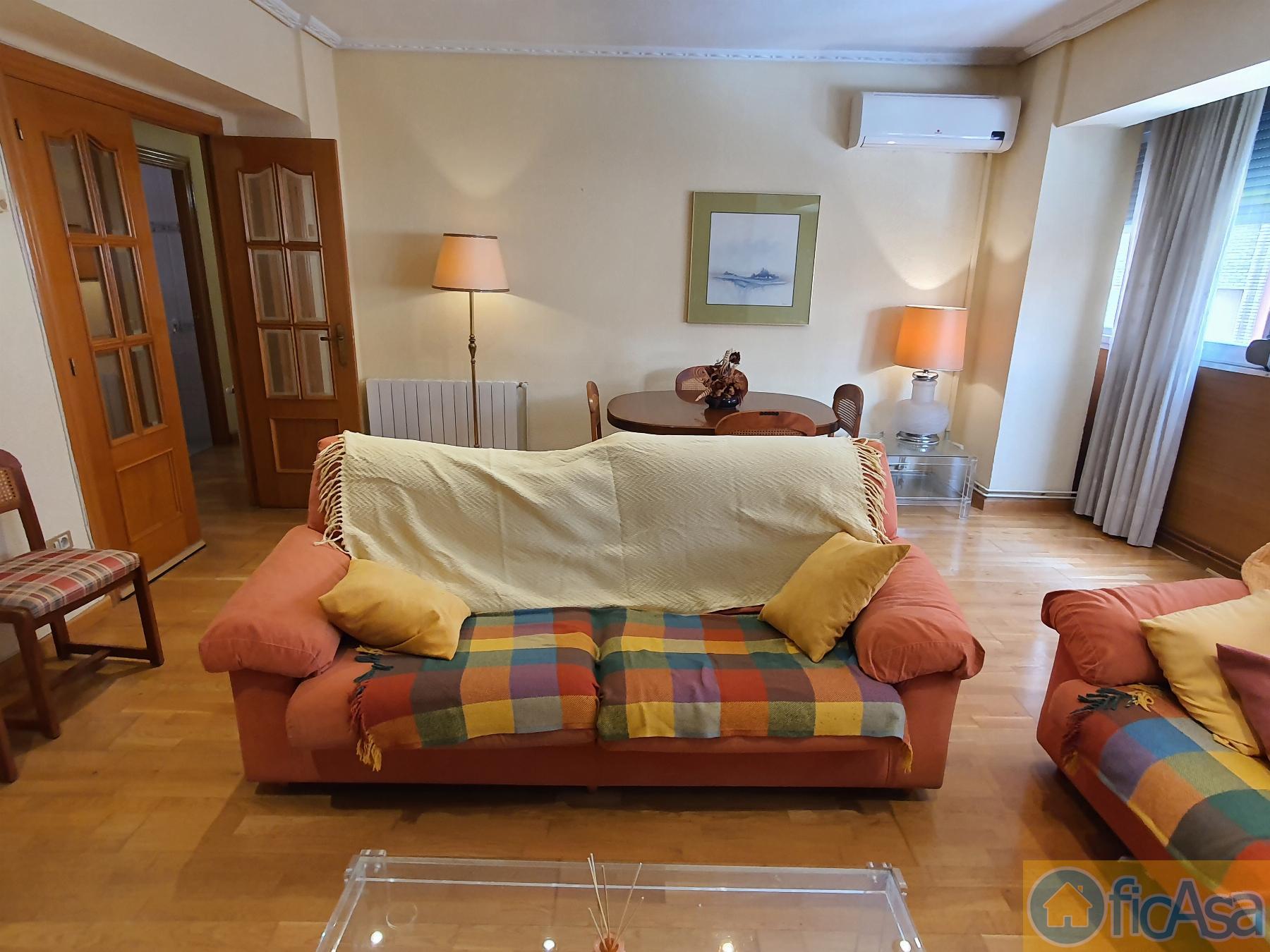 For sale of flat in Castellón
