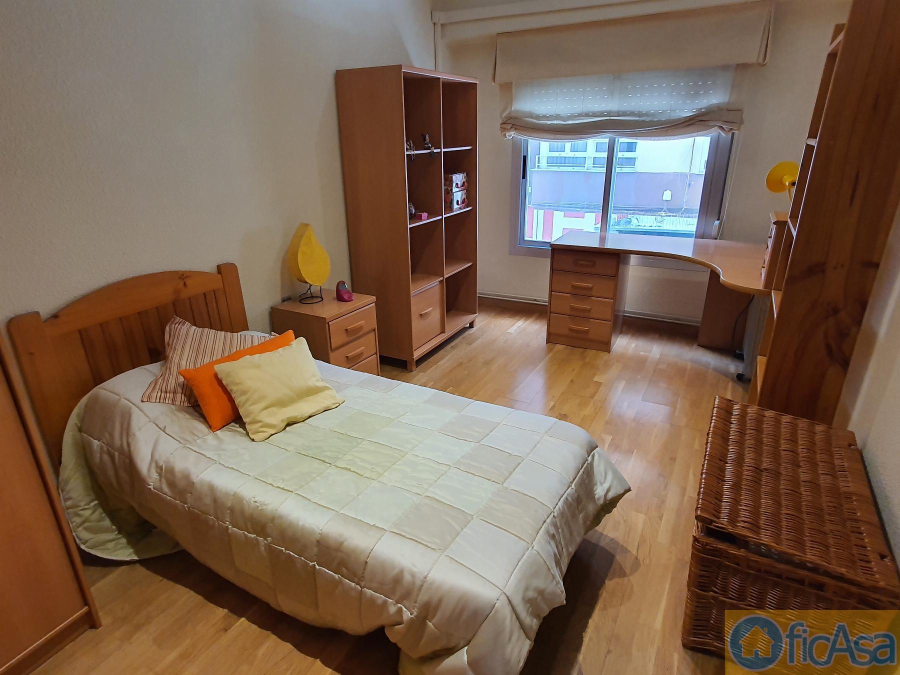For sale of flat in Castellón