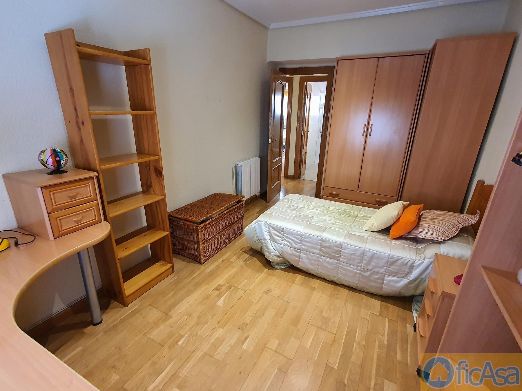 For sale of flat in Castellón