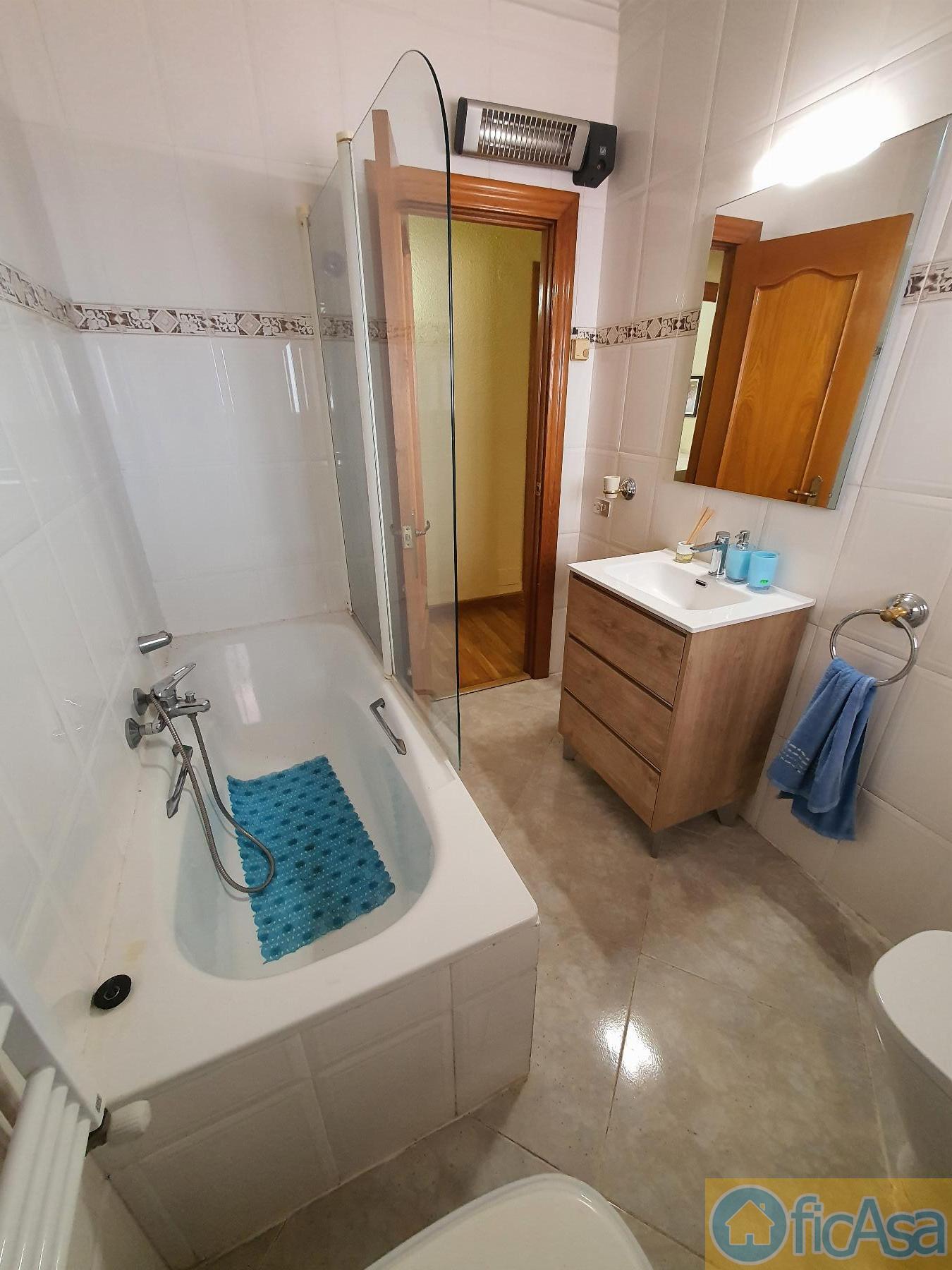 For sale of flat in Castellón