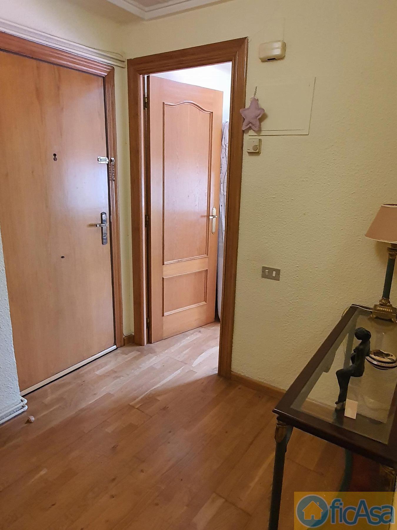 For sale of flat in Castellón